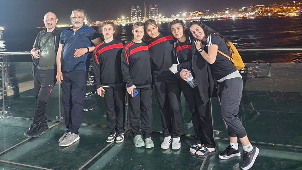 Yıldız Kızlar Güreş Takımımız Türkiye Şampiyonasına Katıldı